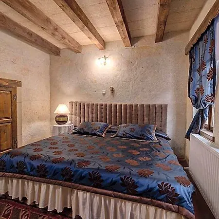 Temenni Evi