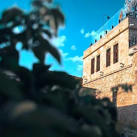 Temenni Evi فندق
