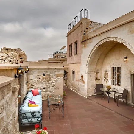 Temenni Evi