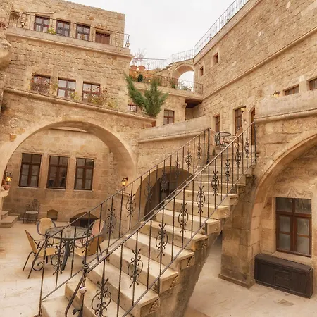 Temenni Evi